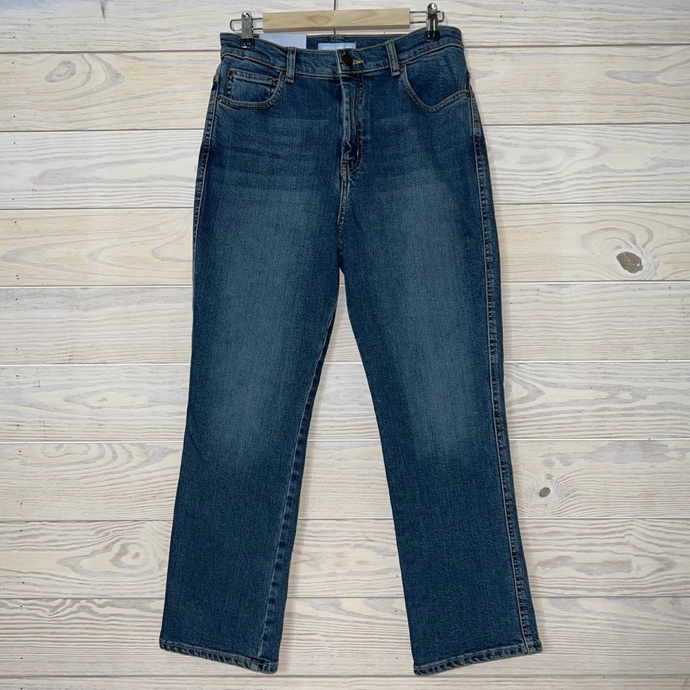 NWT! Antonio Melani high rise kick style jeans